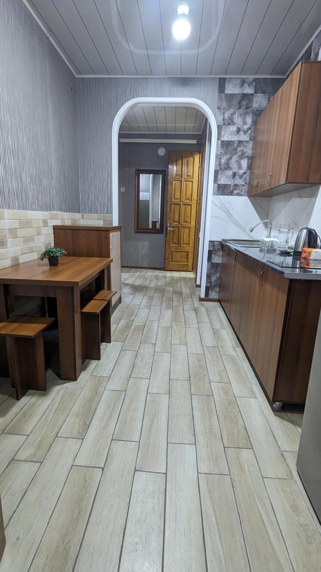 Dkd-Bridge Hotel Тбилиси Екстериор снимка