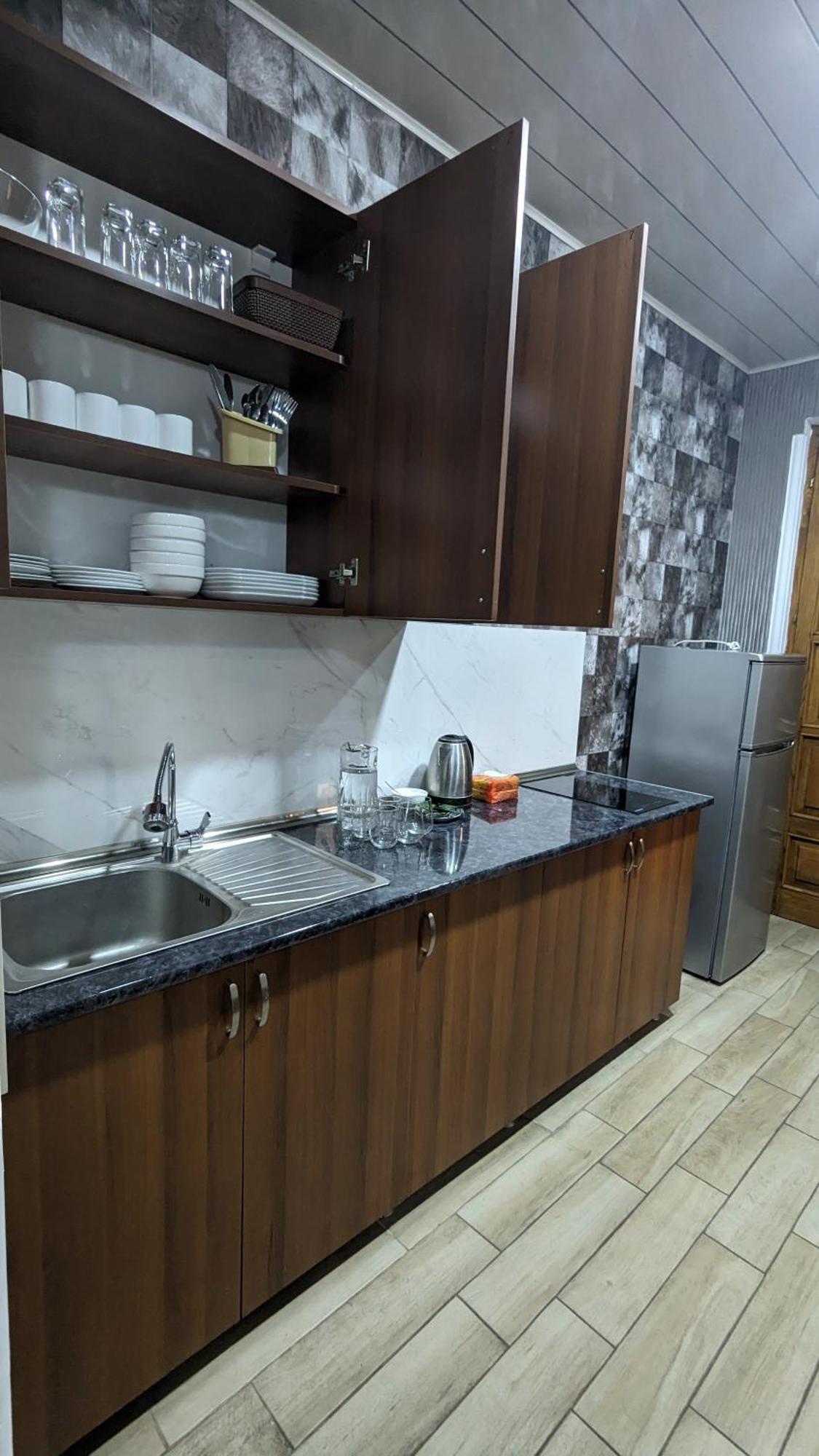 Dkd-Bridge Hotel Тбилиси Екстериор снимка