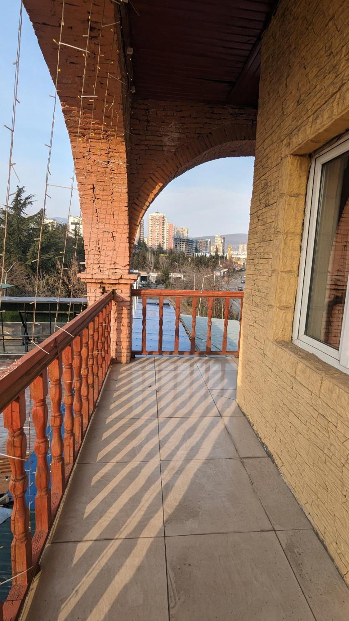 Dkd-Bridge Hotel Тбилиси Екстериор снимка