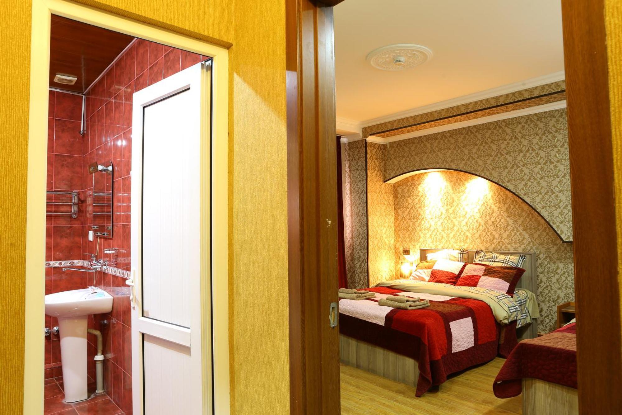 Dkd-Bridge Hotel Тбилиси Екстериор снимка