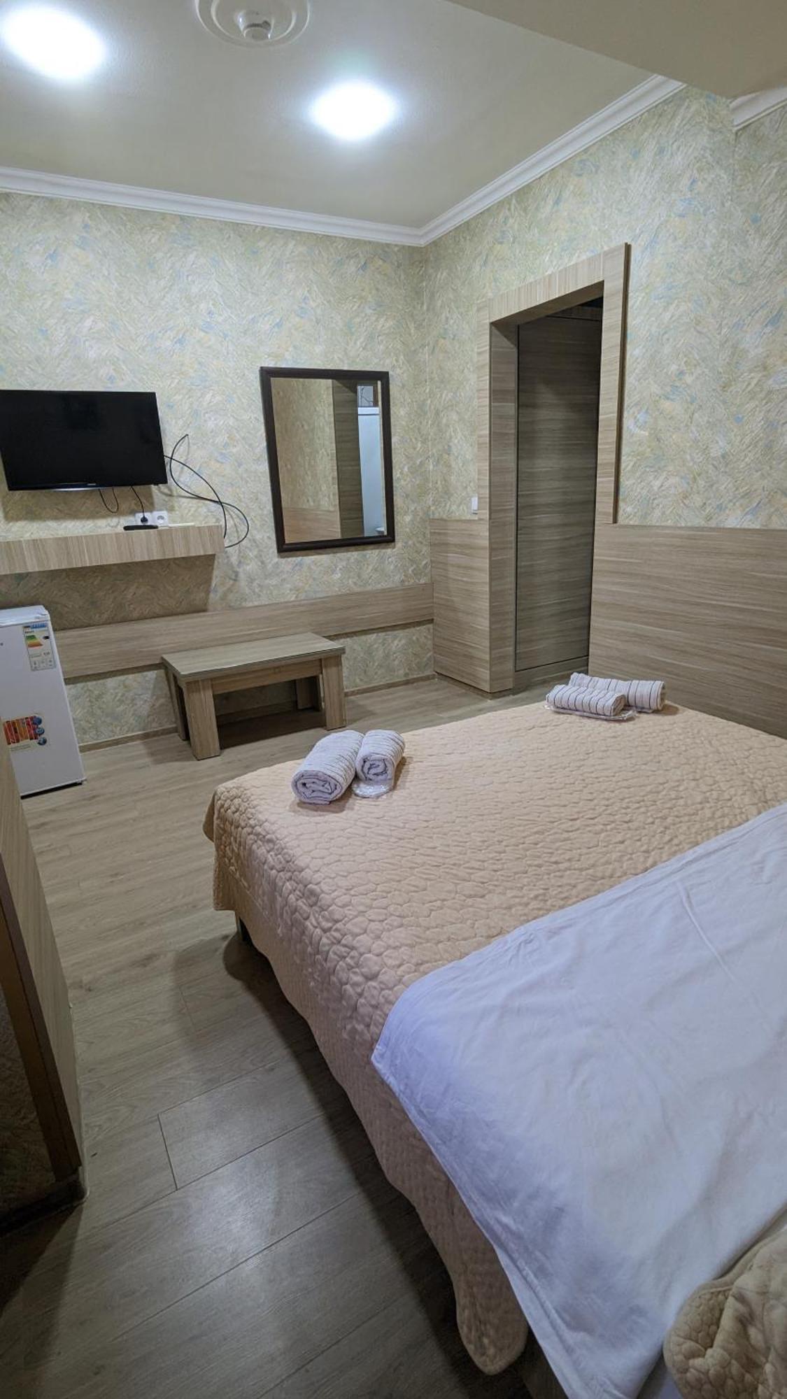 Dkd-Bridge Hotel Тбилиси Екстериор снимка