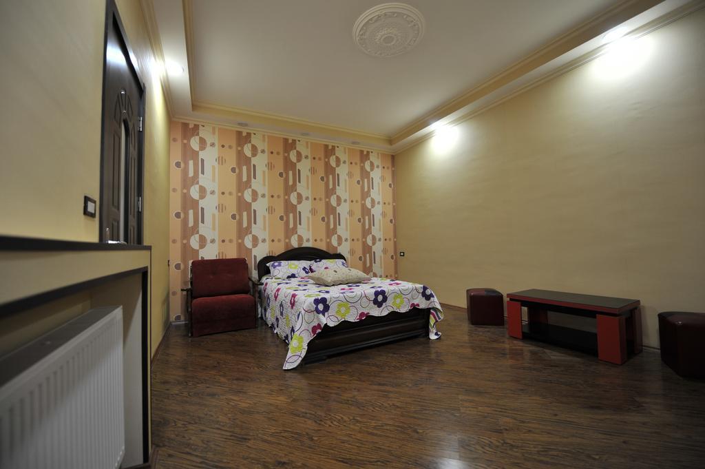 Dkd-Bridge Hotel Тбилиси Екстериор снимка