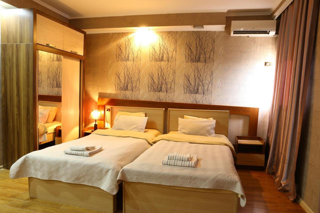 Dkd-Bridge Hotel Тбилиси Екстериор снимка