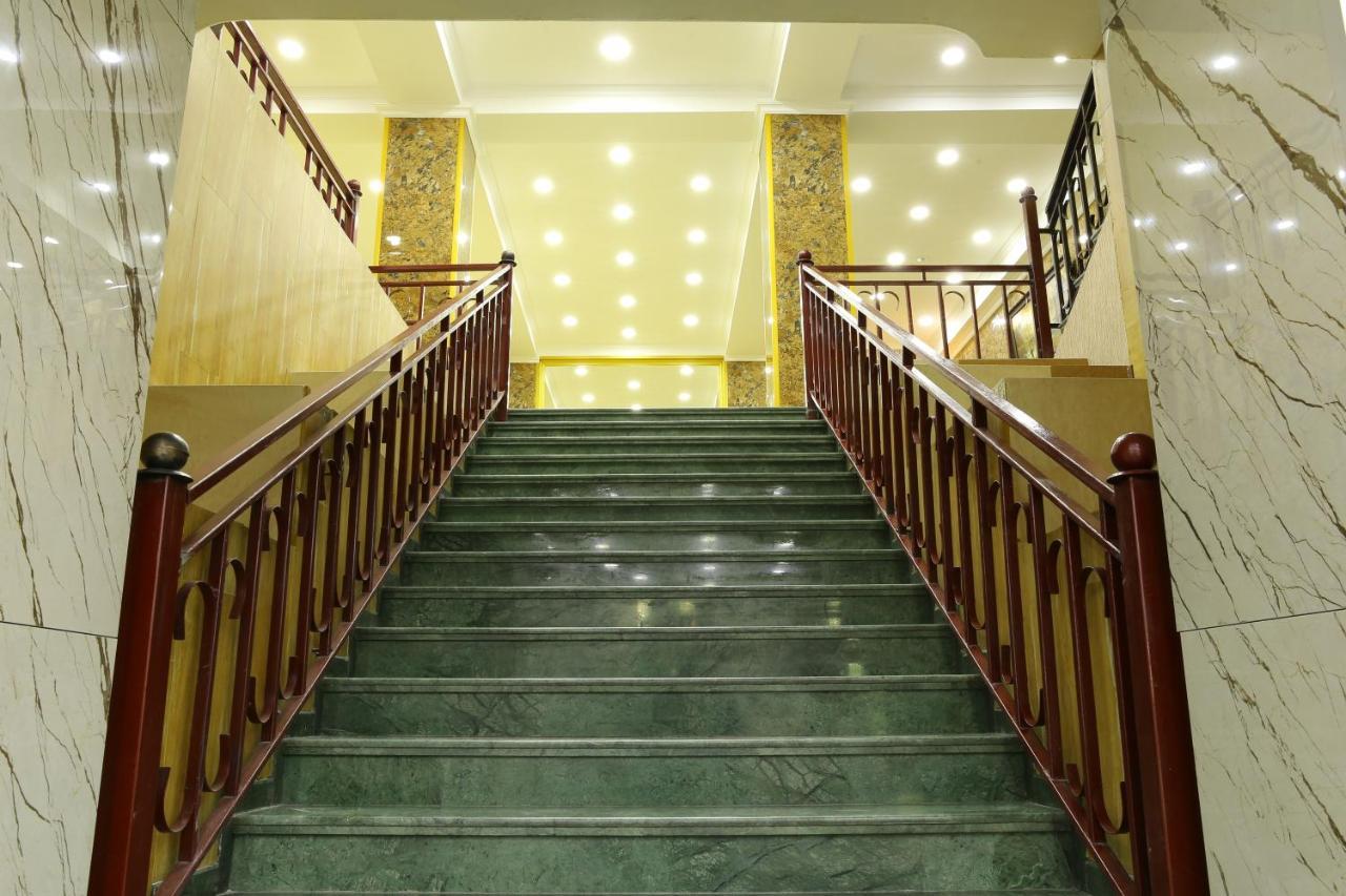 Dkd-Bridge Hotel Тбилиси Екстериор снимка