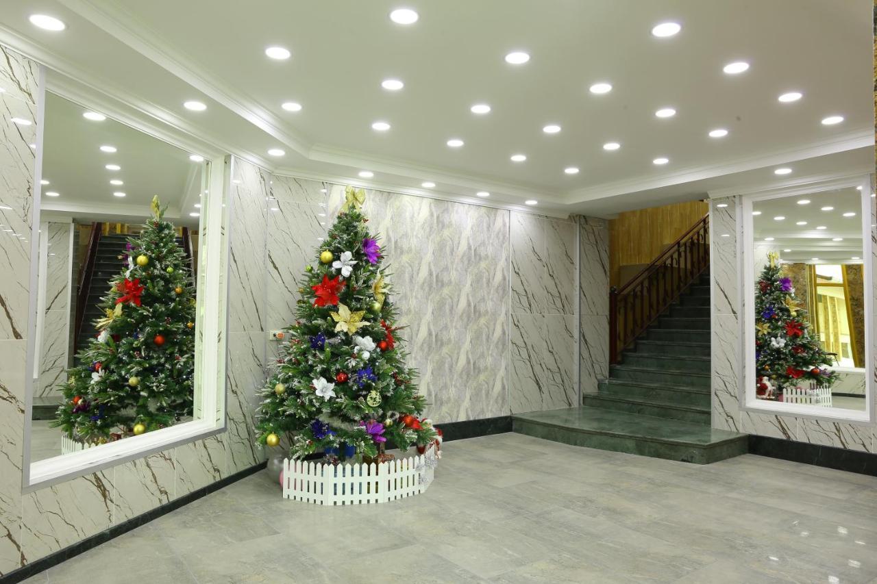 Dkd-Bridge Hotel Тбилиси Екстериор снимка